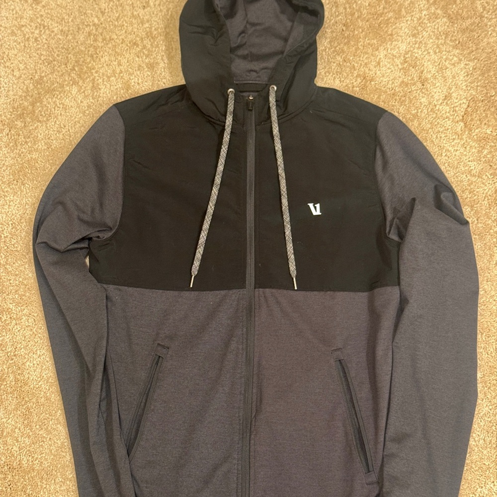 Vuori Men's Two-Tone Hooded Jacket